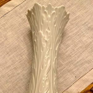 Lenox woodlands vase